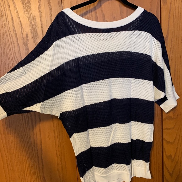 Striped navy blue and white batwing sweater - Picture 2 of 3